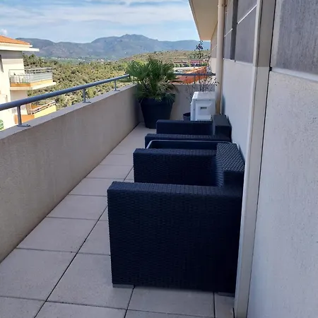 Spacieux 3 Pieces Vue *