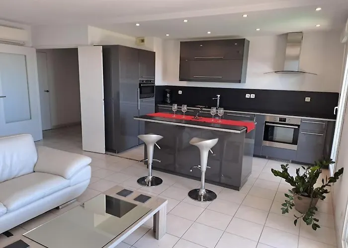 Spacieux 3 Pieces Vue * Saint-Raphaël